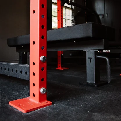 Titan Fitness Single Post Flat Bench - Image 2